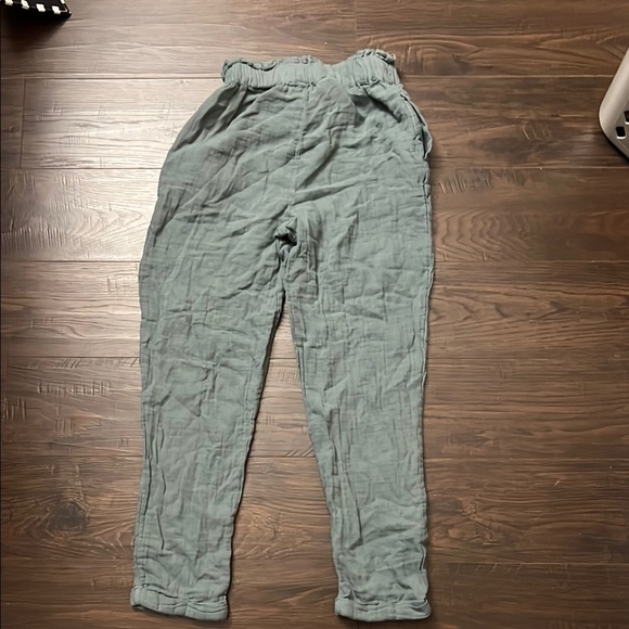 Women’s Linen Pants - Picture 3 of 4